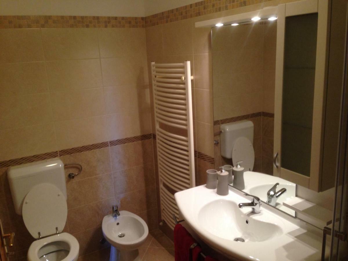 Апартаменти Apartma Valmarin Spodnje Skofije Екстер'єр фото